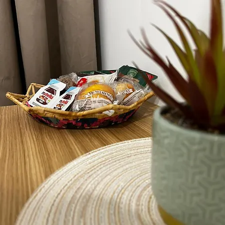 Bed & Breakfast Maison Nilo 15 *