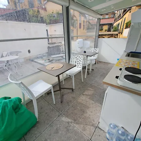 Amendola * Naples