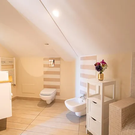 Apartment Les Maisons