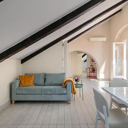 Les Maisons Apartment *