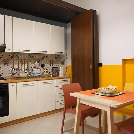 Case Cosi Apartments - Napoli * Naples