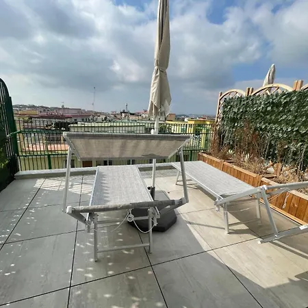 Attico Al Vomero Appartement *