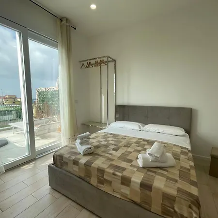 Attico Al Vomero Apartment *