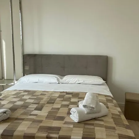 Attico Al Vomero Apartment Naples