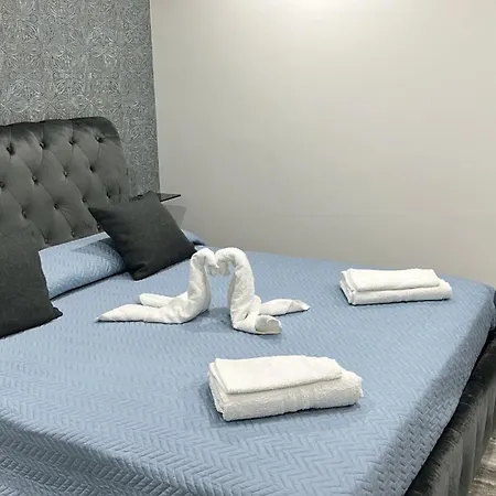 Spaccahouse Naples
