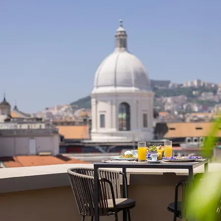 Una Hotels Napoli 4*