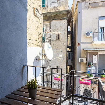 Apartment La Terrazzina Sul Porto Naples