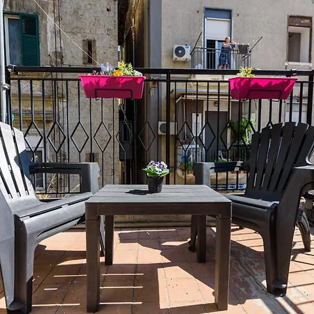 Apartment La Terrazzina Sul Porto Naples