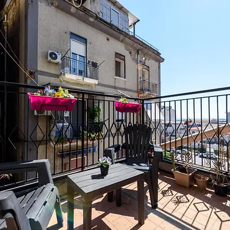 La Terrazzina Sul Porto Apartment *
