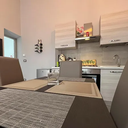 Apartment J&g Spaccanapoli *