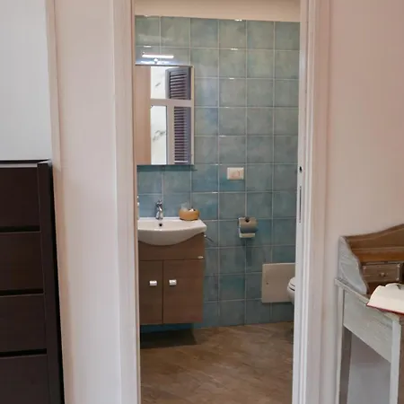 Da Ary Colorful Bed & Breakfast Naples