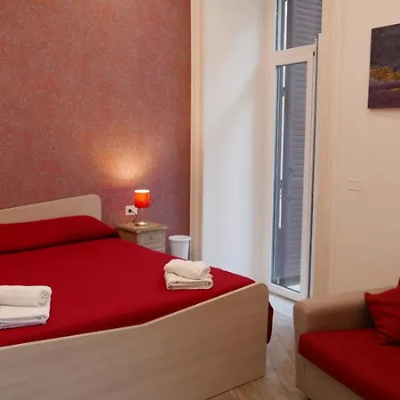 Da Ary Colorful Bed & Breakfast Naples