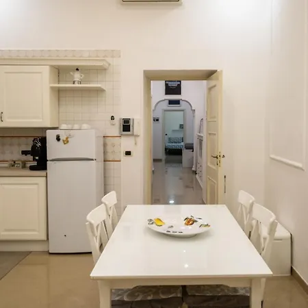 Casa Montecalvario Naples