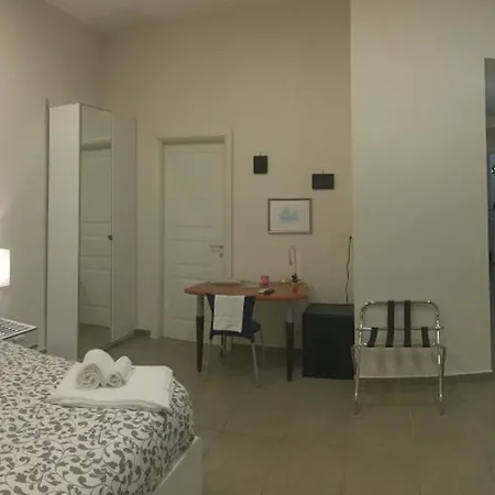 Bnb Naples 3*