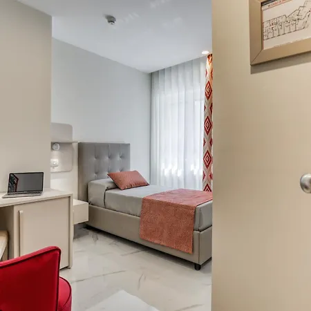Vomero High Hotel