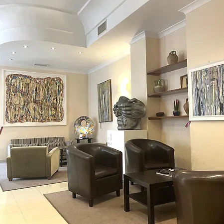 Nuvo Hotel Naples