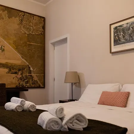 Cortile Montechia By Domusextra Apartment *