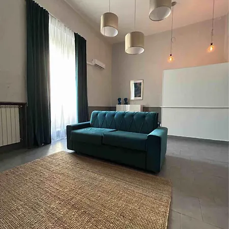 A Un Passo Dal Castello Maschio Angioino Apartment *