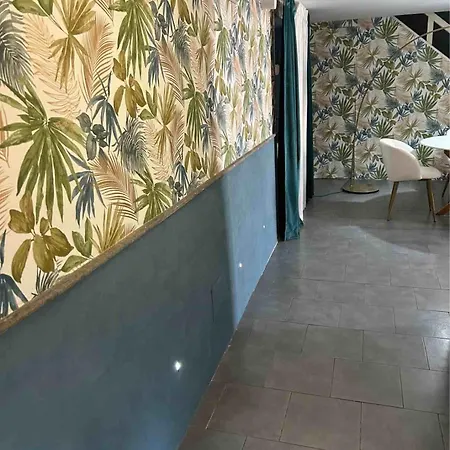 A Un Passo Dal Castello Maschio Angioino Apartment