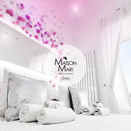 לינה וארוחת בוקר Maison Mari *