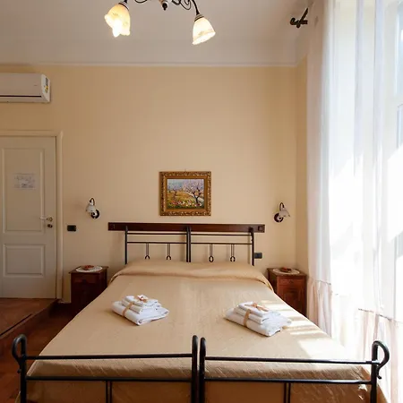 Conte Cavour 3*