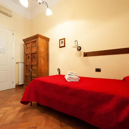 Conte Cavour 3* Napoli