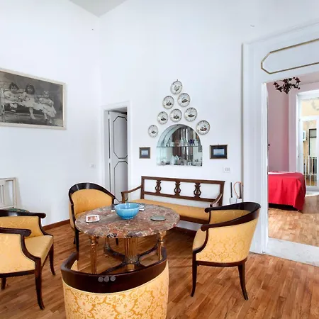 Teresella Naples