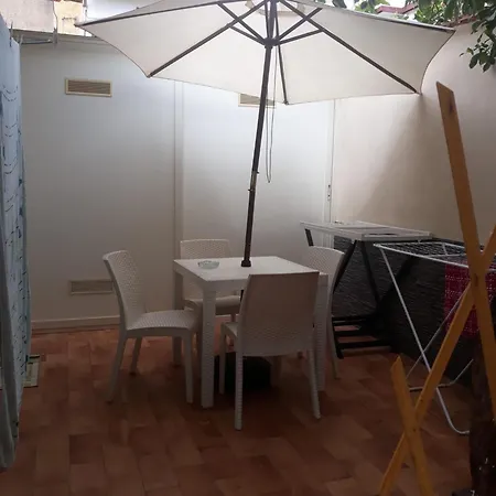 Sophie Apartment *