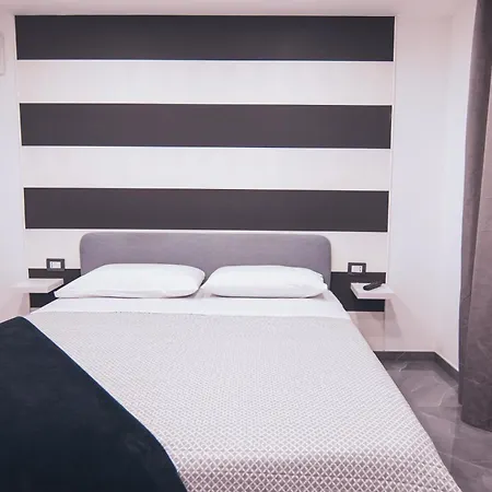 Centro Storico Luxury * Naples
