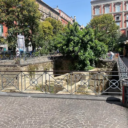 Ferdinando Sanfelice Centro Storico Bed & Breakfast