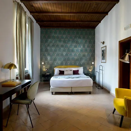 La Nova Bed And Museum