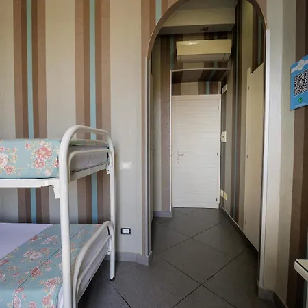 New Sayonara Hotel 3*