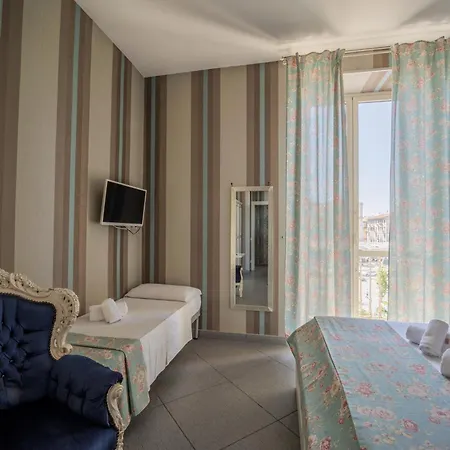 Hotel New Sayonara 3*