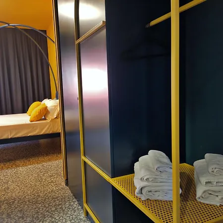 Nuvo Hotel Naples