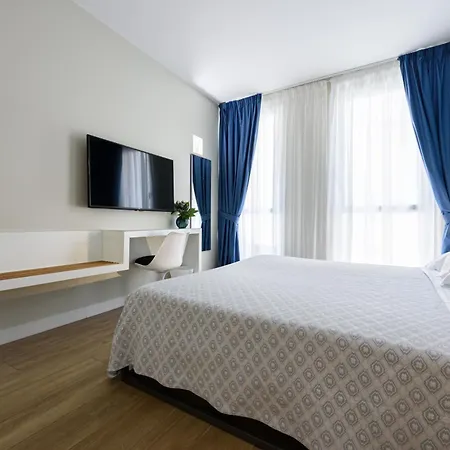 Alma Guest house *