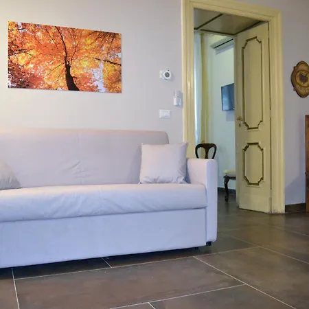 Rinascimento Casa Newman Holiday home *