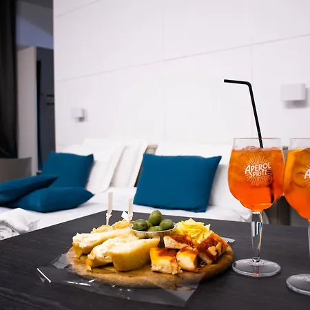 Bed & Breakfast Megaris Luxury *
