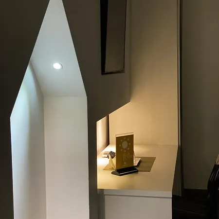 Bed & Breakfast Megaris Luxury