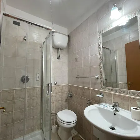 Milano 2* Neapel