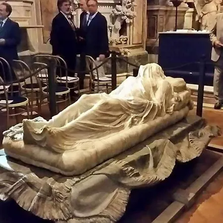 La Bella