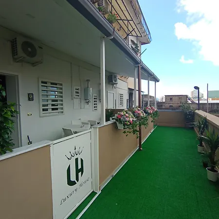 Apartment Luxury House Tina
