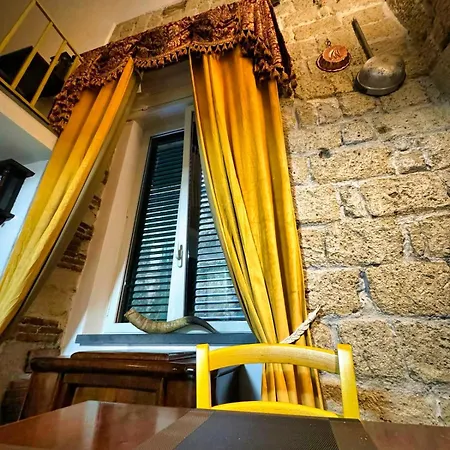 Carlito's House- Un'intera Casa Al Centro Storico Naples