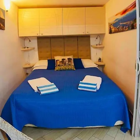 Apartment Apparthenope