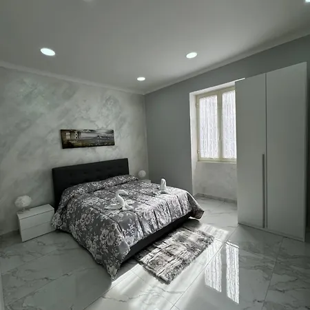 Apartment Vesuvius House Naples