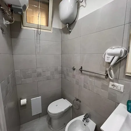 Apartment Number 8 Naples