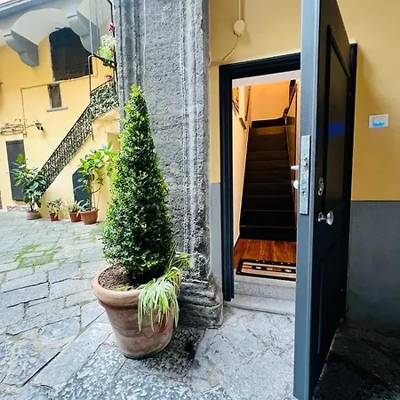 Casa Del Poeta - Spaccanapoli Naples