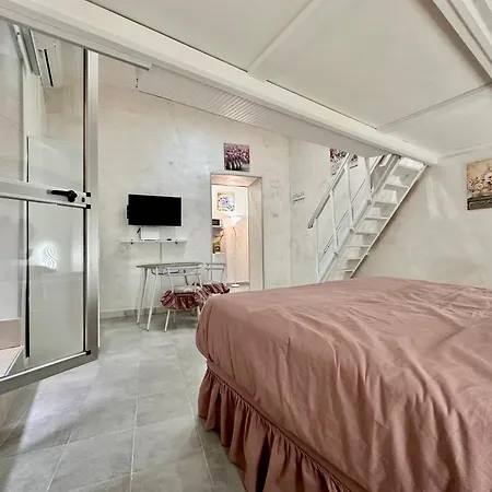 Apartment Roila House - Self Checkin