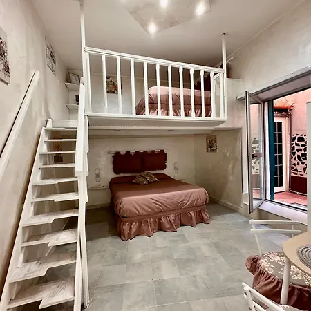 Roila House - Self Checkin Apartment