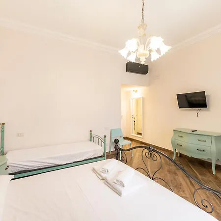 Via Carlo De Cesare 56 Apartment Naples