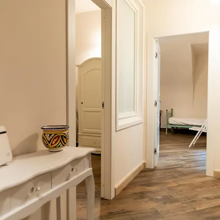 Via Carlo De Cesare 56 Apartment Naples